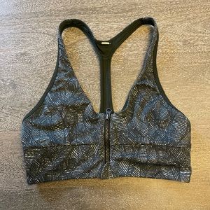Lululemon Cool to Street Bra Size 4